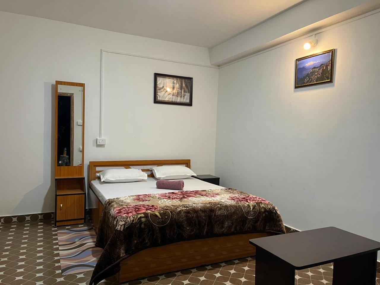 Lake Side Homestay - Pradhan Homestay Mirik Kültér fotó